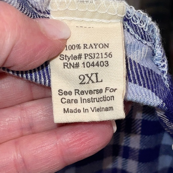 Button down top - Picture 3 of 3